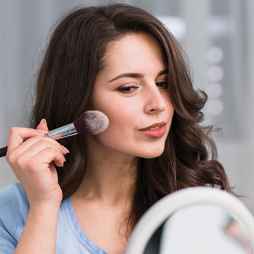 Foundation für fettige Haut – welche ist die beste? 9 Tipps